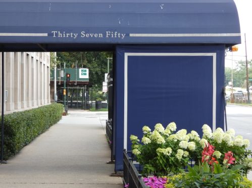 3750 Lake Shore Dr, Chicago, IL 60613-4221