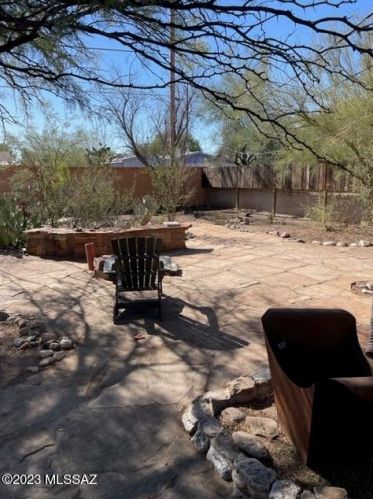 4242 Lester St, Tucson AZ  85712-3117 exterior