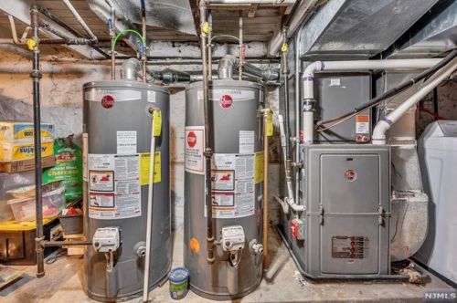 161 St, Union City NJ 07087-5439 exterior