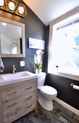 9600 Avers Ave, Chicago IL 60805-2944 exterior