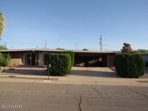 8470 Baker St, Tucson AZ  85710-2617 exterior