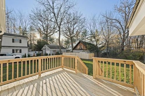 92 Railroad Ave, Montgomery NY  12549-1518 exterior