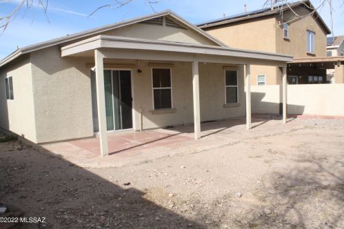 6443 Sunrise Vly Dr, Tucson AZ 85706-4951 exterior