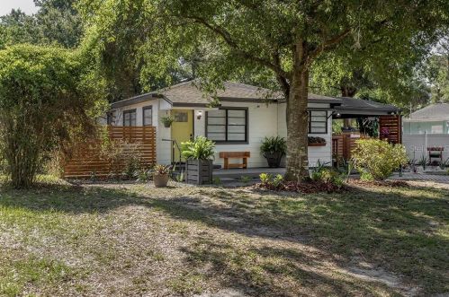 8109 Fielding Ave, Tampa FL  33604-2911 exterior