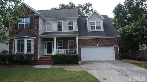 4022 Winecott Dr, Apex, NC 27502-9316