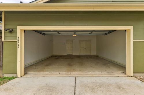 4012 Duval St, Austin TX 78751-5110 exterior