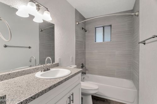 6041 23 Ave, Phoenix AZ 85015-4006 exterior