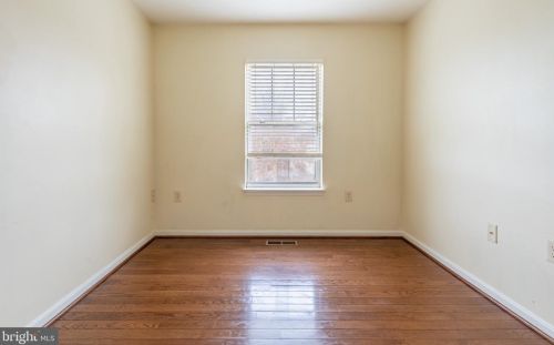 912 Varney St, Washington DC 20032-4372 exterior