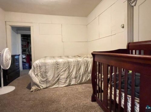 5809 Cody St, Duluth MN 55807-2532 exterior