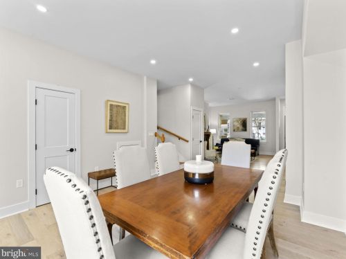 532 Shepherd St, Washington DC  20011-5913 exterior