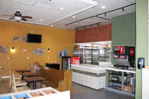 702 Douglas Ave, Kalamazoo MI  49007-2325 exterior