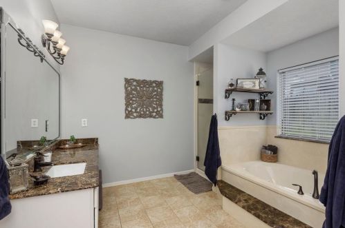 8615 Cross Country Dr, Humble TX 77346-6113 exterior