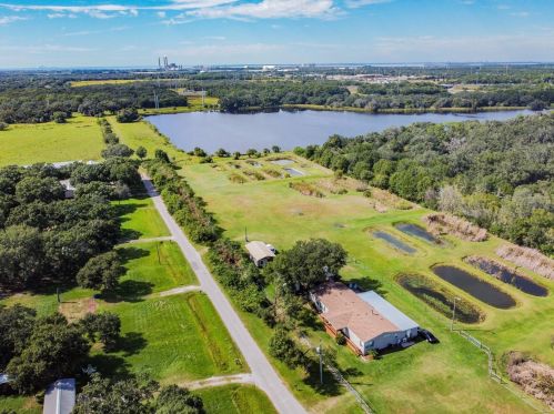 6809 Mary Lou Dr, Riverview FL 33578-9575 exterior