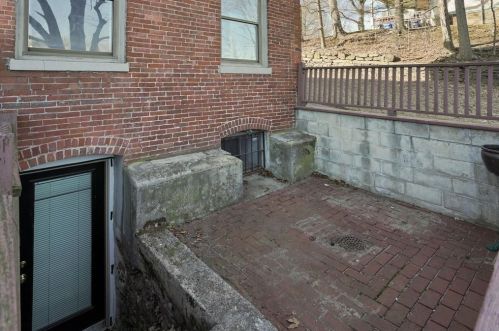 26 Everett St, Boston MA exterior