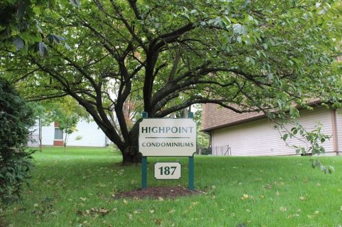 187 Flax Hill Rd, Norwalk CT 06854-2847 exterior