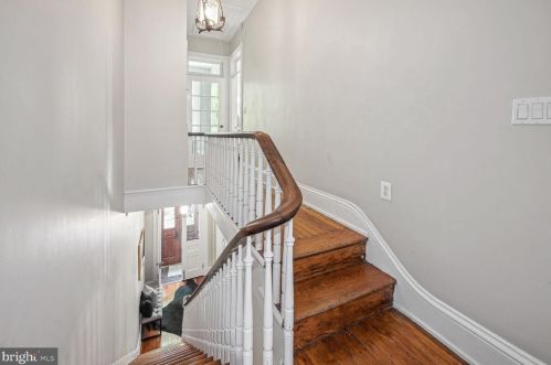 932 O St, Washington DC  20001-4265 exterior