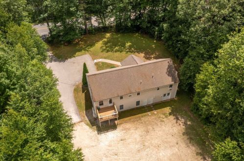 156 Old Concord Tpke, Barrington NH 03825-5153 exterior