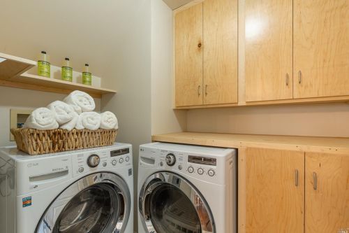 904 Ventura Way, Mill Valley CA 94941-4128 exterior