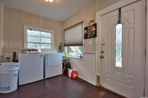 1517 10th St, Babylon NY  11704-3835 exterior