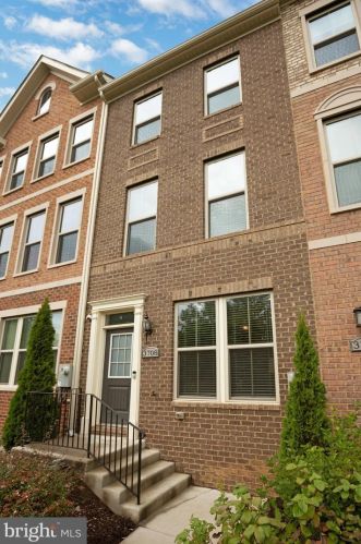 3708 Commodore Joshua Barney Dr, Washington, DC 20018