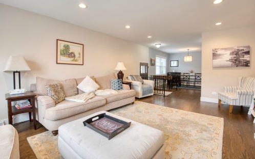 8410 Brodman Ave, Chicago IL 60656-4218 exterior