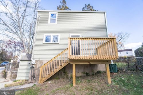 1134 Mulberry St, Chester PA 19015-3046 exterior