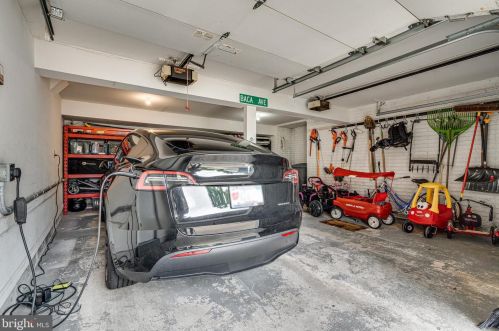 6263 Gentle Ln, Alexandria VA 22310-2260 exterior