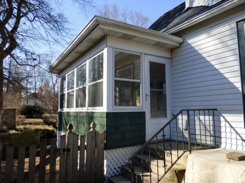 418 First St, Batavia IL  60510-2404 exterior