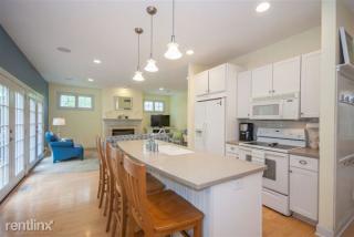 13805 Rolling Creek Dr, Lowell MI  49331-9309 exterior