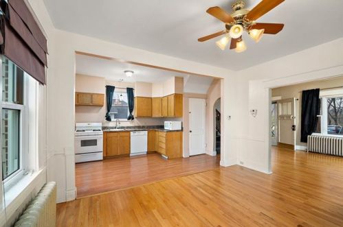 207 Perryview Ave, Pittsburgh PA 15214-1528 exterior