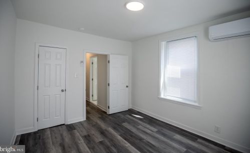 5148 Hazel Ave, Philadelphia PA 19143-1526 exterior