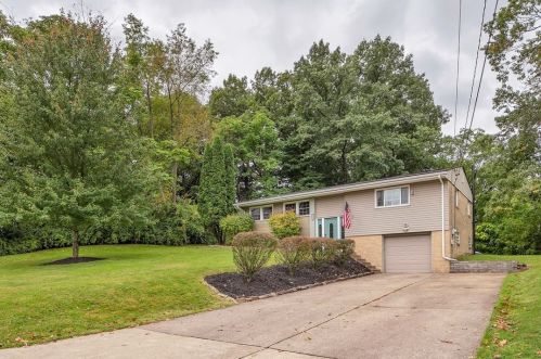 8733 Prescott Dr, Pittsburgh, PA 15237-5363