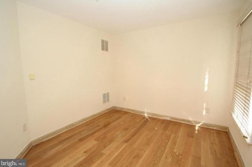 1106 Fairfax St, Alexandria VA  22314-1443 exterior