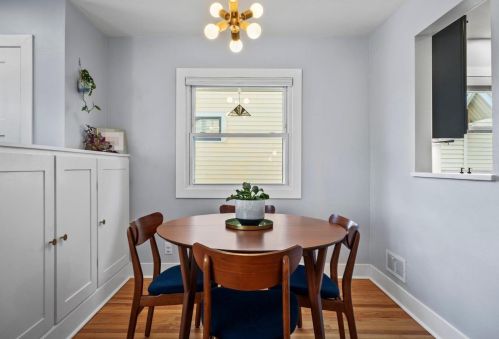 1858 Rutledge St, Madison WI  53704-5543 exterior