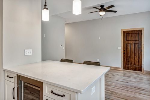 1411 Potter Ave, Milwaukee WI 53207-2115 exterior