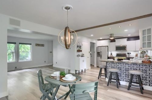 113 Cedar Rdg Dr, Monaca PA 15061-2748 exterior