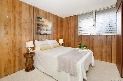 1717 Citron St, Honolulu, HI 96826-2547