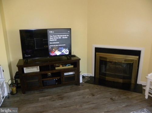 106 Knollwood Ct, Chester PA 19014-1258 exterior