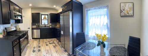 5259 87 St, Milwaukee WI 53224-4131 exterior