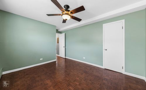 6040 Troy St, Chicago IL 60629-2515 exterior