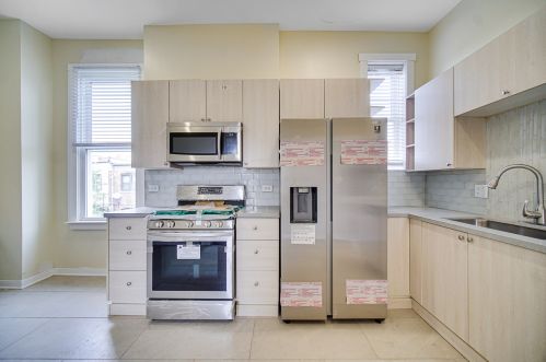 3108 Lexington St, Chicago IL 60612-3317 exterior