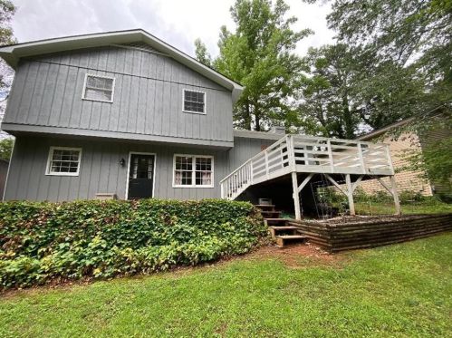 3089 Dover Dr, Duluth GA 30096-3522 exterior