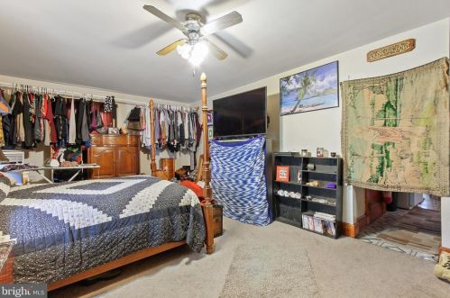 406 Fulton St, Hanover PA 17331-2723 exterior