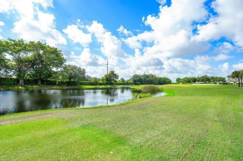 17370 Via Capri, Boca Raton FL 33496-2427 exterior