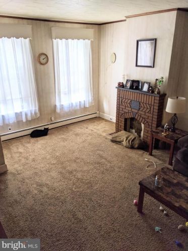 1909 3 St, Philadelphia PA 19122-0022 exterior