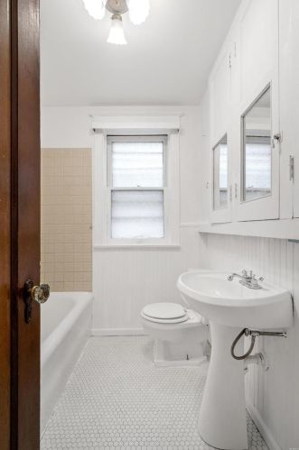 5803 Goener Ave, Saint Louis MO 63116-2234 exterior