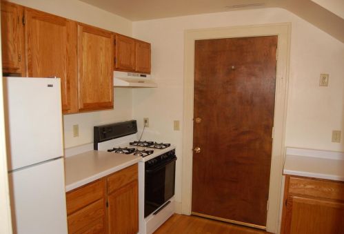 1346 Rutledge St, Madison WI 53703-3887 exterior