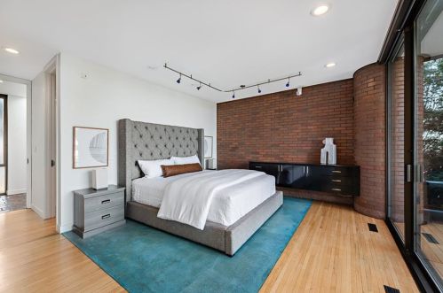 110 Congdon St, Providence RI  02906-1413 exterior