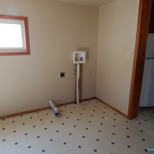 419 Chapman St, Ely, MN 55731-1432