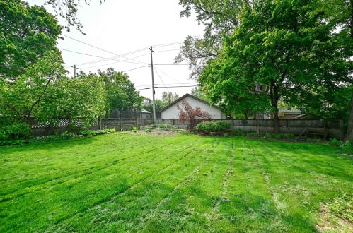 8001 Stickney Ave, Milwaukee WI 53213-1644 exterior